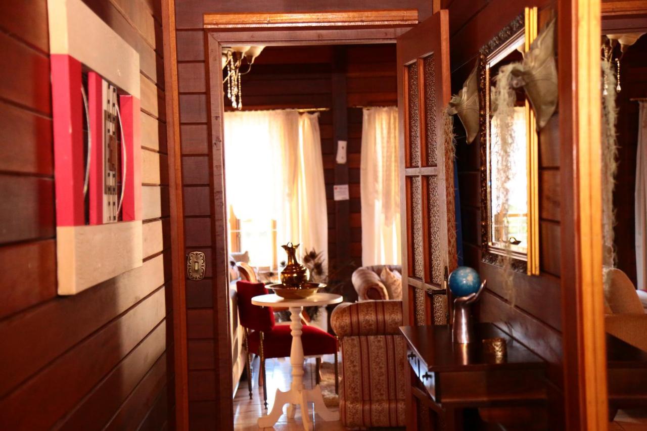 Inn Nova Suica *