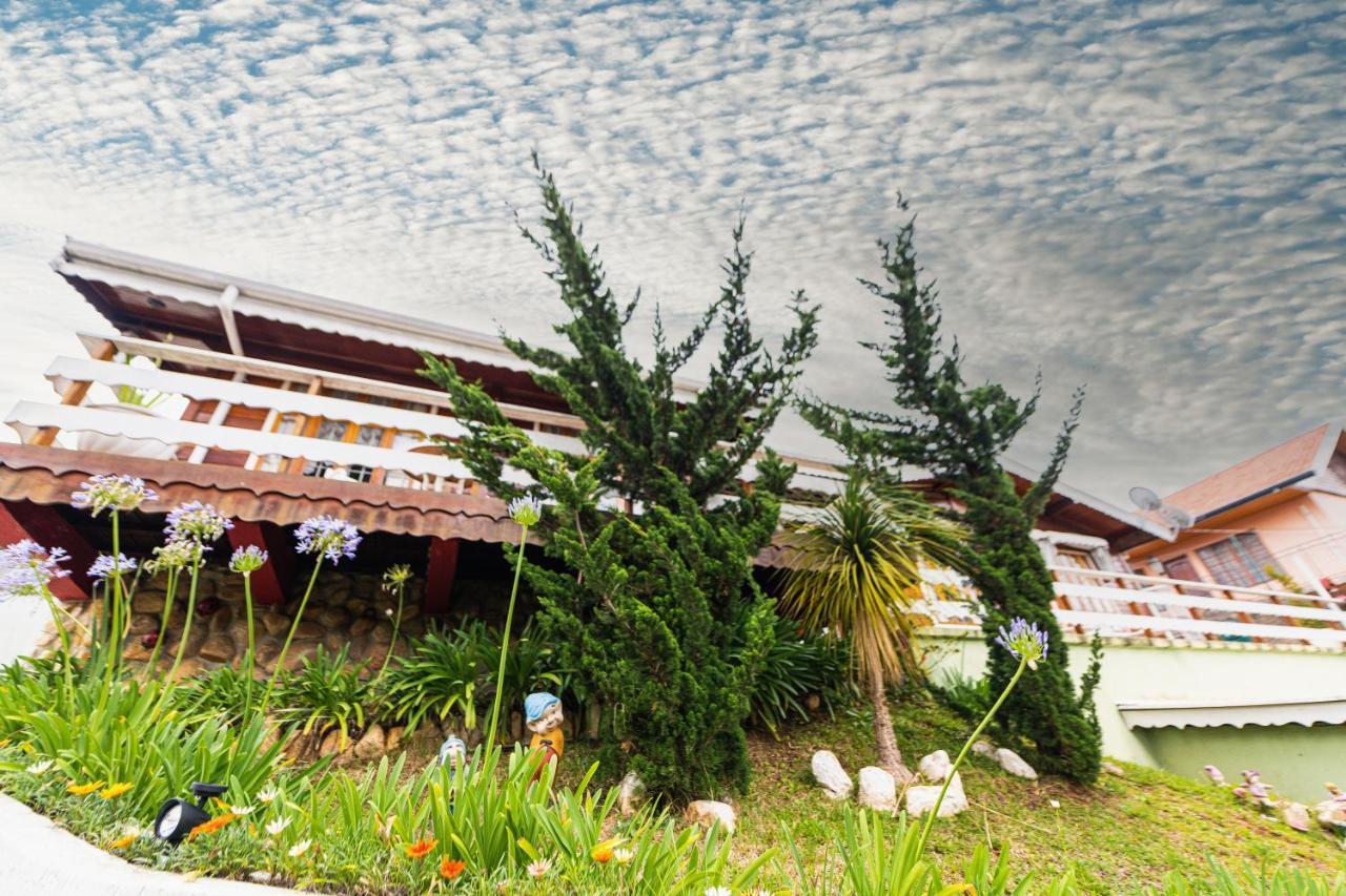 賓館 Nova Suica Campos do Jordão